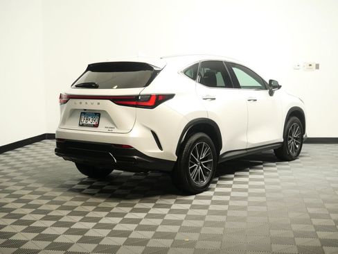 Used 2024 Lexus NX 350 AWD image 8