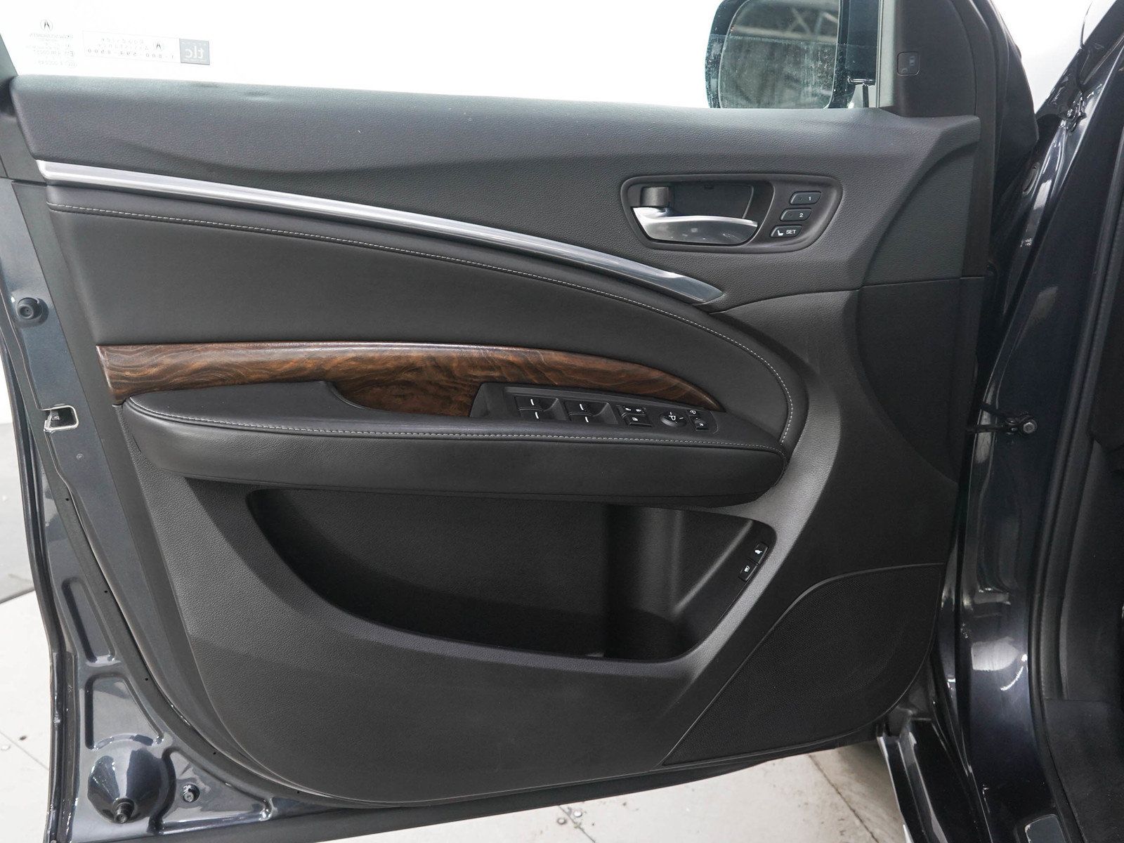 Used 2019 Acura MDX w/ Advance Package AWD/4WD image 23