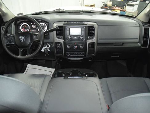 Used 2017 RAM 2500 Tradesman w/ Chrome Appearance Group AWD/4WD image 28