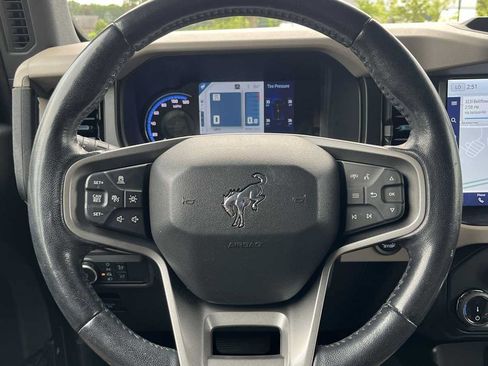 Used 2022 Ford Bronco Wildtrak AWD/4WD image 39