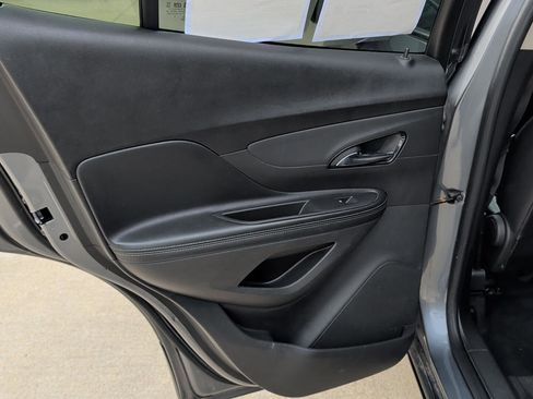 Used 2019 Buick Encore Preferred FWD image 19