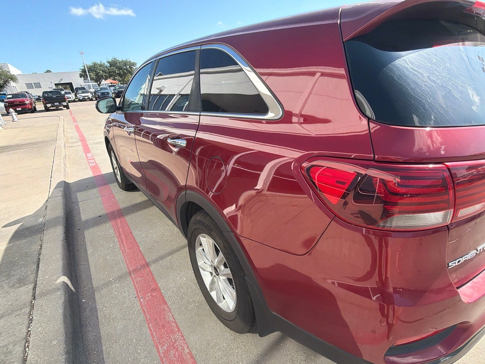 Used 2019 Kia Sorento FWD image 6