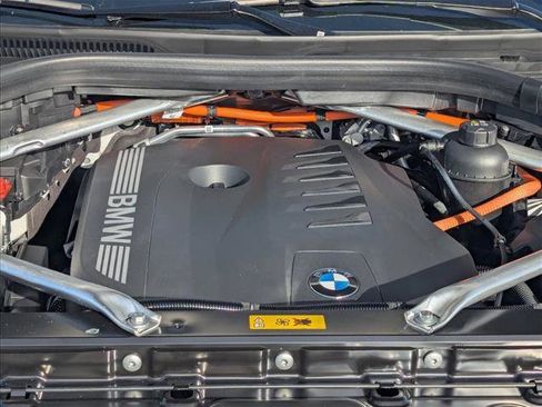 New 2026 BMW X5 xDrive50e image 16