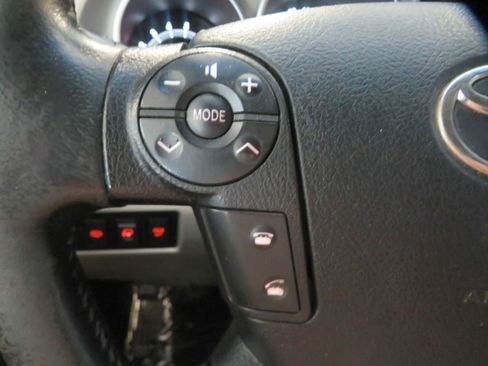 Used 2012 Toyota Sequoia Platinum AWD/4WD image 35