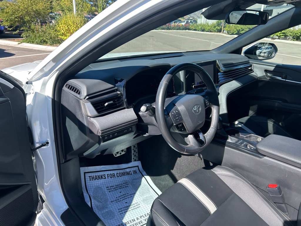 Used 2025 Toyota Camry SE FWD image 24