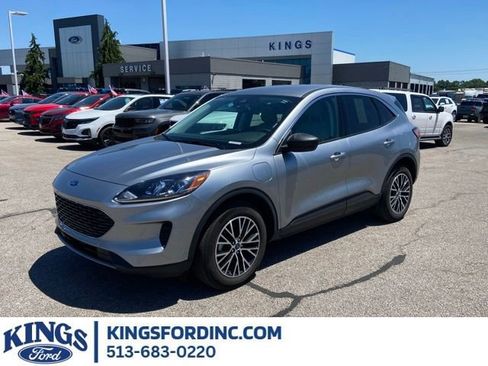 Used 2022 Ford Escape SE FWD image 1