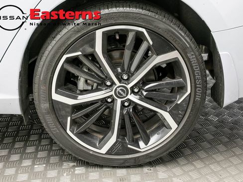 Used 2023 Nissan Altima 2.5 SR w/ SR Premium Package AWD/4WD image 7