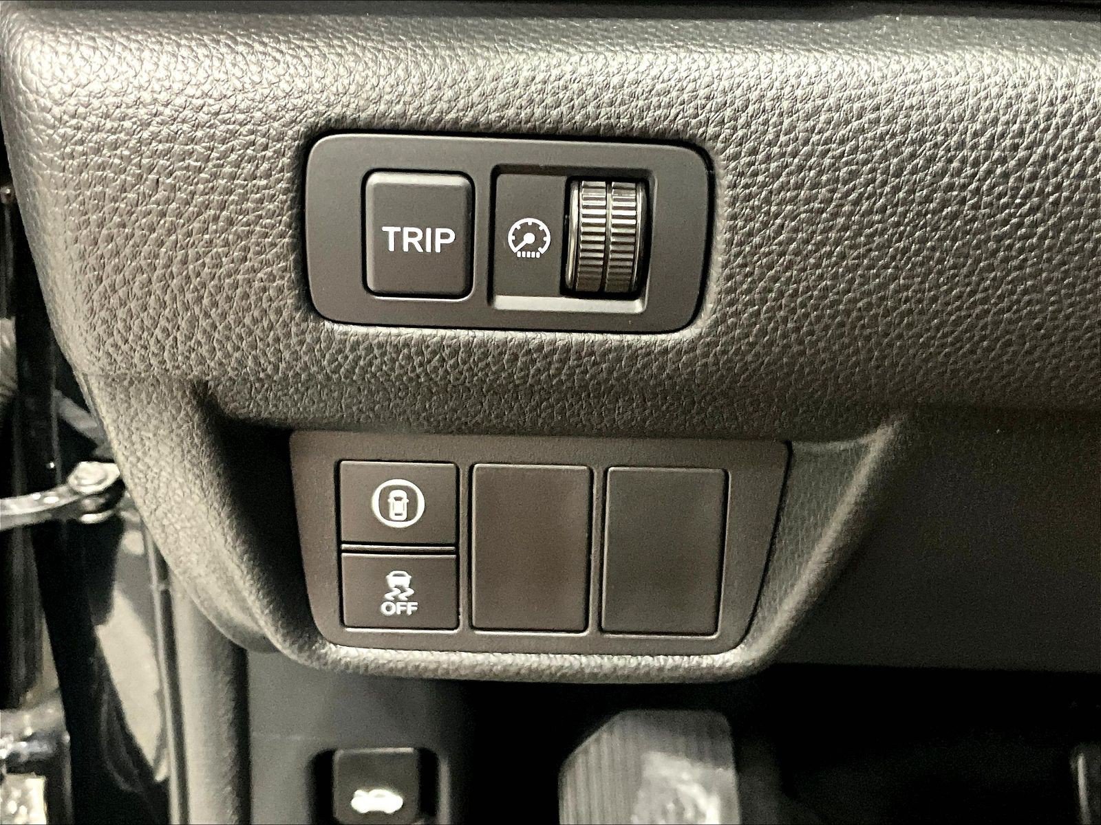 Used 2018 Honda Accord EX image 36
