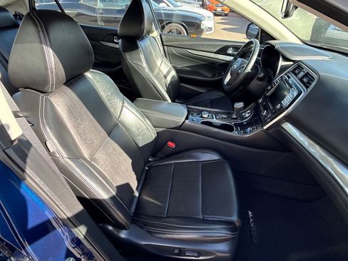Used 2023 Nissan Maxima SV w/ Floor Mat Group image 14
