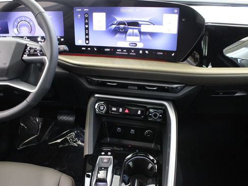 New 2026 Audi Q5 Premium Plus AWD/4WD image 22