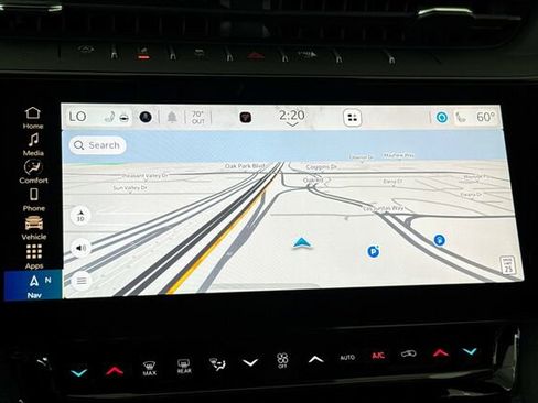 New 2026 Jeep Grand Cherokee Altitude image 16