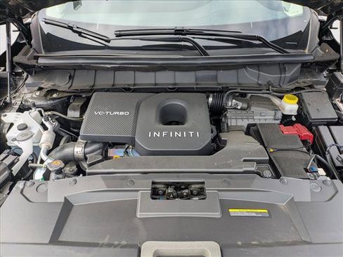 New 2025 INFINITI QX60 Luxe image 17