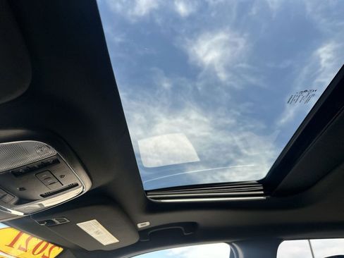 Used 2021 Jeep Grand Cherokee Limited image 24