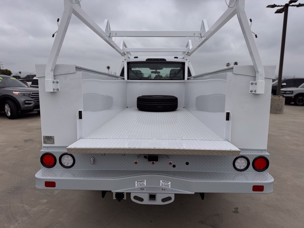 New 2025 Ford F350 XL w/ XL Chrome Package AWD/4WD image 15