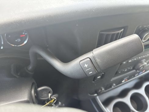 Used 2024 Chevrolet Express 3500 LS RWD image 22