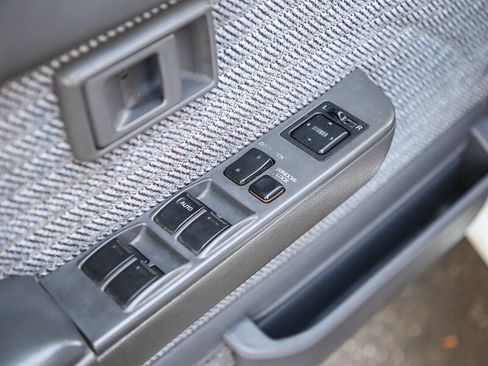 Used 1995 Toyota 4Runner SR5 image 29