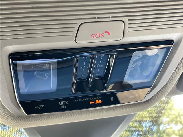 Used 2026 Volkswagen Atlas SE FWD image 13