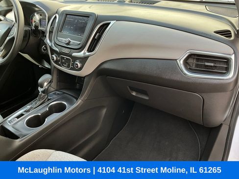 Used 2023 Chevrolet Equinox LS w/ LS Convenience Package AWD/4WD image 9