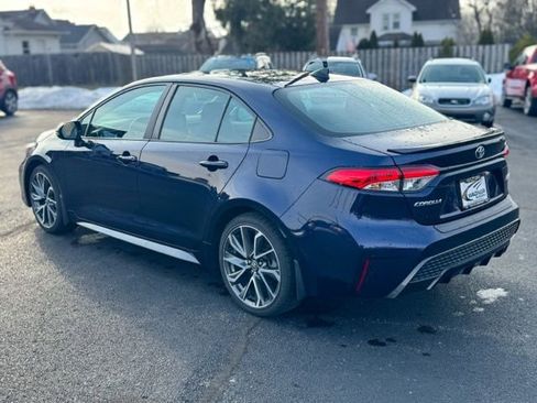 Used 2021 Toyota Corolla SE w/ SE Premium Package image 4