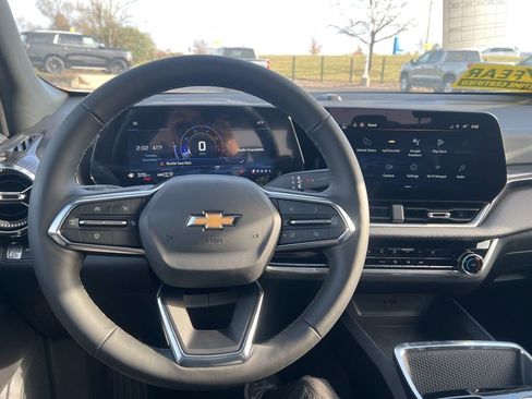 New 2026 Chevrolet Equinox LT image 24