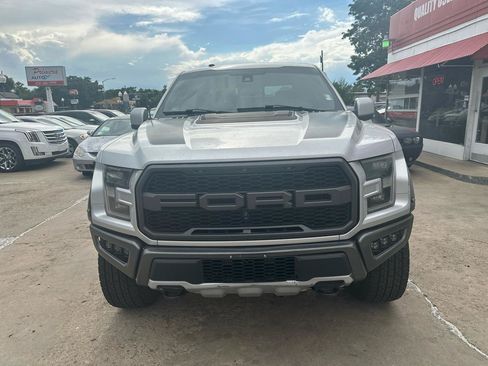 Used 2018 Ford F150 Raptor w/ Equipment Group 802A Luxury AWD/4WD image 2