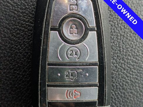 Used 2019 Ford Explorer XLT w/ Equipment Group 202A FWD image 36