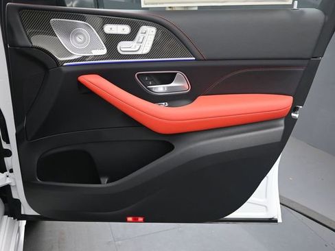 New 2026 Mercedes-Benz GLE 53 AMG 4MATIC Coupe image 31