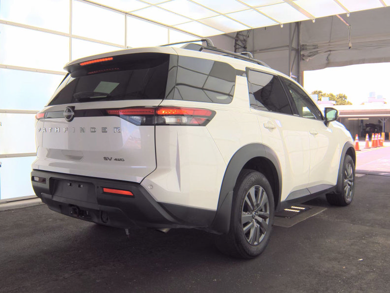 Used 2024 Nissan Pathfinder SV w/ SV Premium Package AWD/4WD image 2
