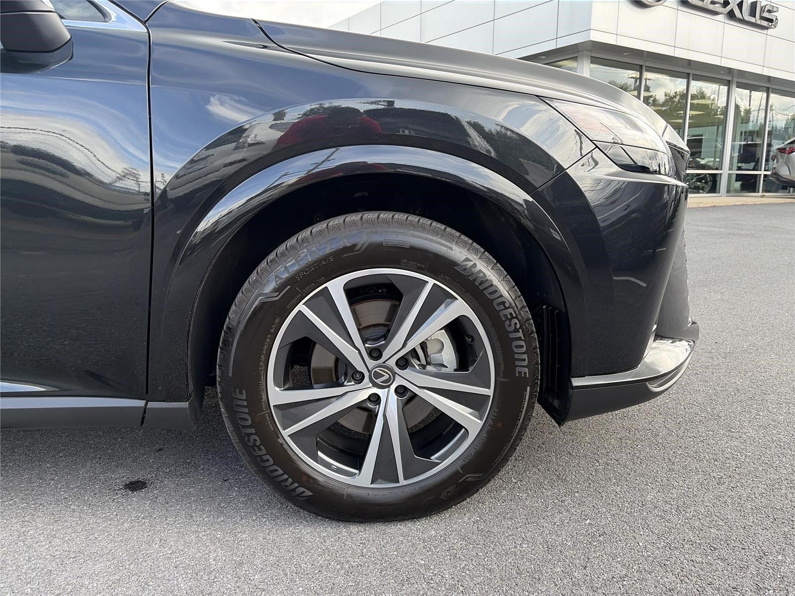 Used 2026 Lexus RX 350 Premium w/ Accessory Package (K3) FWD image 16