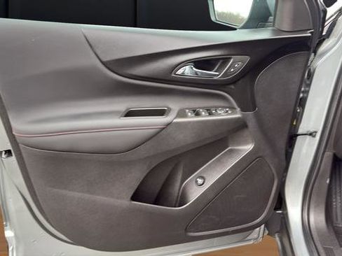 Used 2024 Chevrolet Equinox RS AWD/4WD image 20