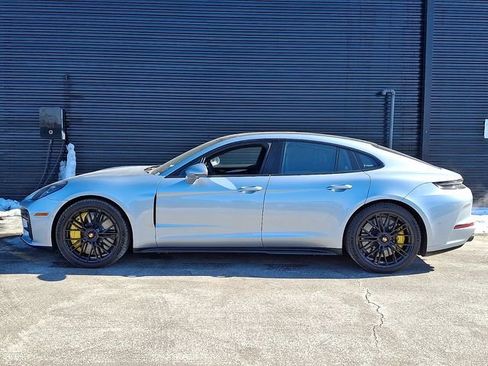 New 2026 Porsche Panamera GTS image 2