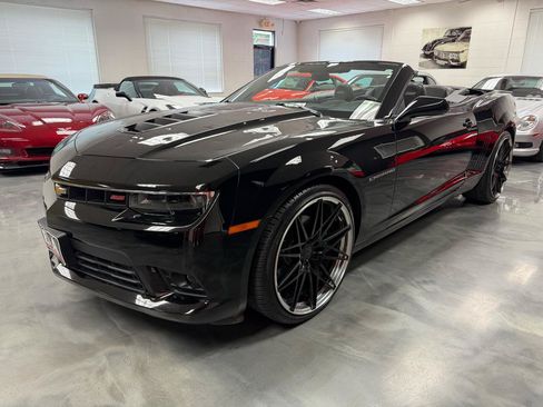 Used 2014 Chevrolet Camaro SS w/ RS Package RWD image 17