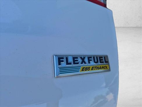 Used 2013 Jeep Grand Cherokee Limited w/ Luxury Group II AWD/4WD image 8