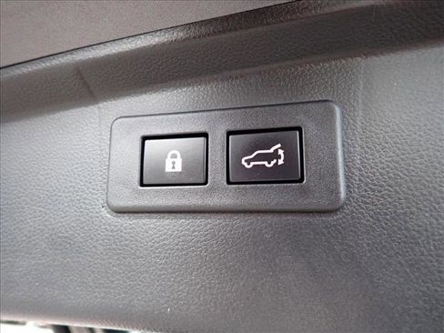 Certified 2022 Subaru Outback Premium AWD/4WD image 9