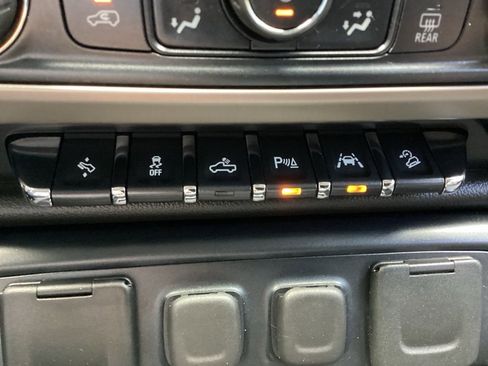 Used 2017 GMC Sierra 1500 Denali image 55