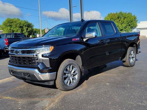 New 2026 Chevrolet Silverado 1500 LT w/ Z71 Off-Road Package AWD/4WD image 4
