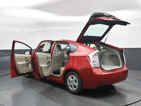 Used 2011 Toyota Prius Four w/ Navigation Pkg FWD image 39