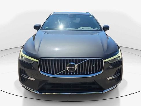 Used 2023 Volvo XC60 B5 Plus w/ Protection Package Premier FWD image 5