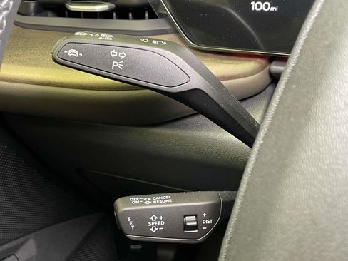 New 2025 Audi Q5 Premium Plus image 40