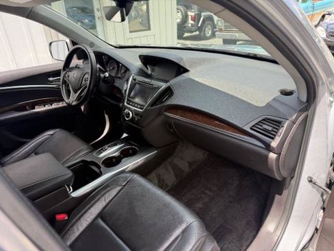 Used 2017 Acura MDX SH-AWD w/ Technology Package image 9