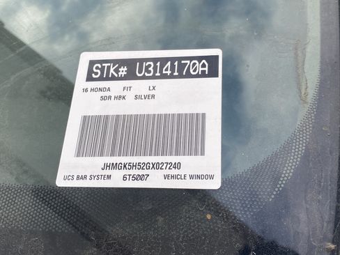 Used 2016 Honda Fit LX image 4