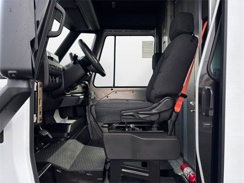 Used 2024 Chevrolet Brightdrop 600 w/ Battery Pack, Max Range image 8