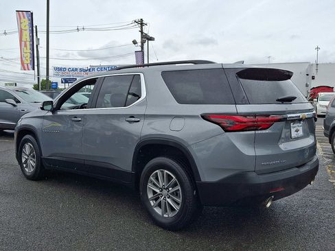 Used 2023 Chevrolet Traverse LT AWD/4WD image 5
