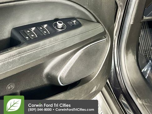 Used 2018 Alfa Romeo Stelvio Ti image 13