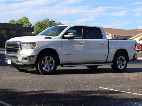 Used 2019 RAM 1500 Big Horn AWD/4WD image 11