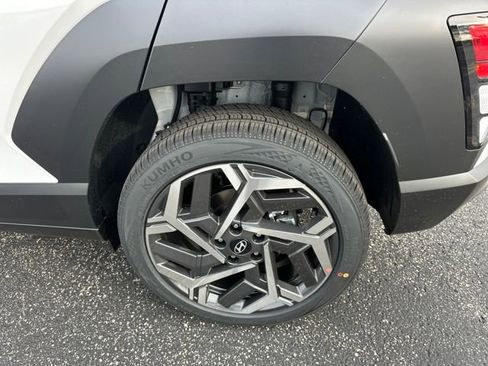 New 2026 Hyundai Kona SEL Premium image 32