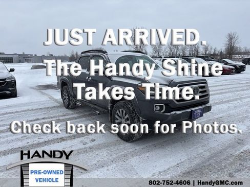 Used 2023 Toyota Tacoma Limited image 1