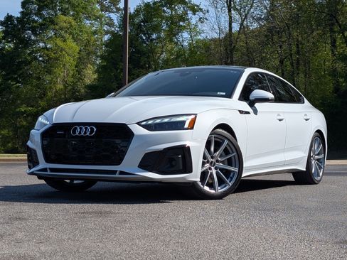 Used 2025 Audi A5 2.0T Premium Plus w/ Convenience Plus Package AWD/4WD image 4