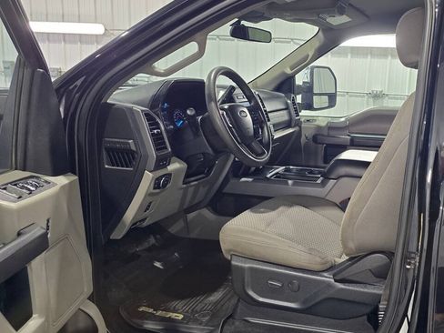 Used 2020 Ford F350 XLT w/ XLT Premium Package AWD/4WD image 7