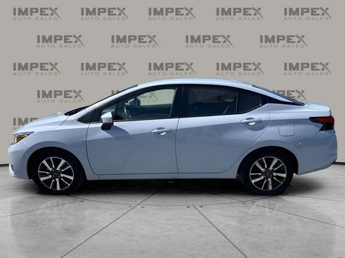 Used 2025 Nissan Versa SV FWD image 2